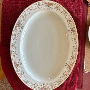 Small serving platter.